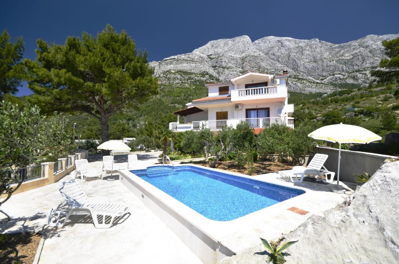 Family friendly apartments with a swimming pool Baska Voda, Makarska - 12442 Exteriör bild