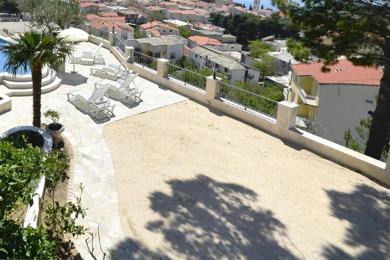 Family friendly apartments with a swimming pool Baska Voda, Makarska - 12442 Exteriör bild