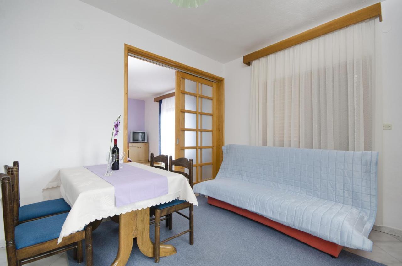 Family friendly apartments with a swimming pool Baska Voda, Makarska - 12442 Exteriör bild